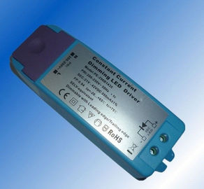 O único TRIAC Dimmable da saída conduziu o motorista
